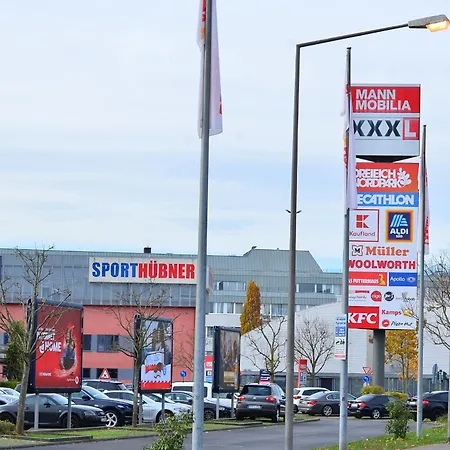 Xenon Hostel Dreieich