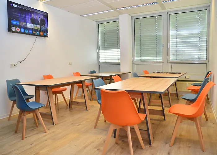 Xenon Hostel Dreieich